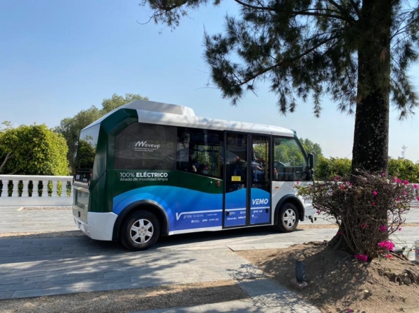 Arranca el primer minibús eléctrico universitario en el estado de Puebla
