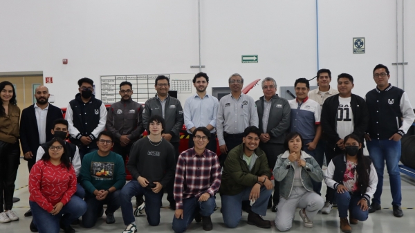 Capacita gobierno de Puebla a finalistas del Concurso de Innovación &quot;Electrohack&quot;